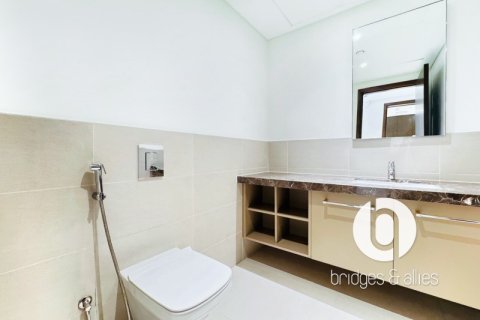 Apartment in Downtown Dubai (Downtown Burj Dubai), Dubai 2 bedrooms, 131 sq.m. № 105852 - photo 14