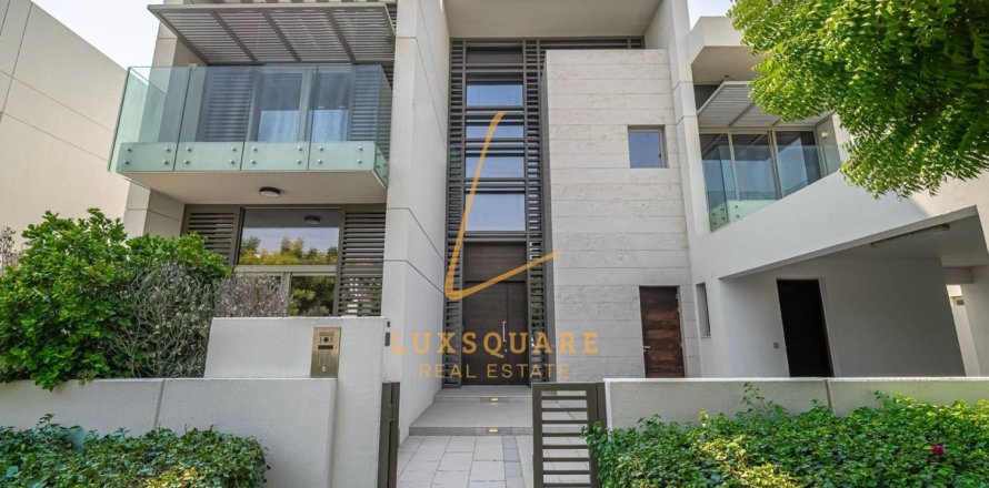Villa in District One, Mohammed Bin Rashid City, Dubai 4 bedrooms, 700 sq.m. № 84514