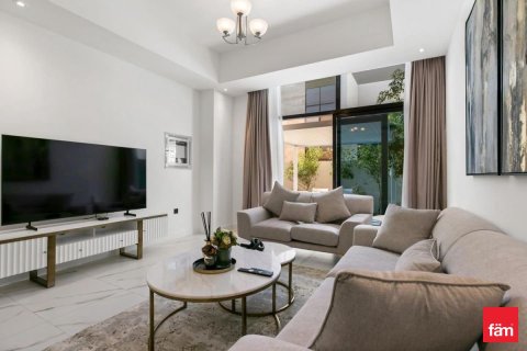 Adosado en Dubai, 4 dormitorios, 187.2 m², № 77758 - foto 2