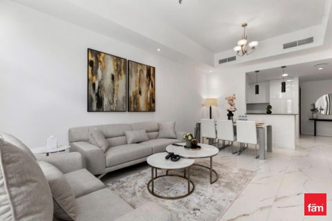 Adosado en Dubai, 4 dormitorios, 187.2 m², № 77758 - foto 1