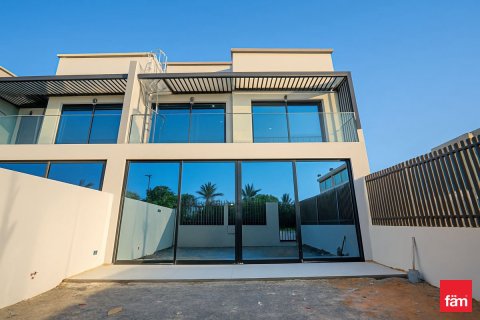 Снять в аренду виллу в Al Furjan, Дубай: 4 спальни, 199м², № 77761 - фото 19