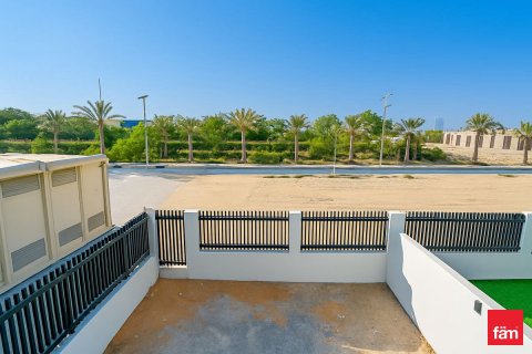 Снять в аренду виллу в Al Furjan, Дубай: 4 спальни, 199м², № 77761 - фото 14