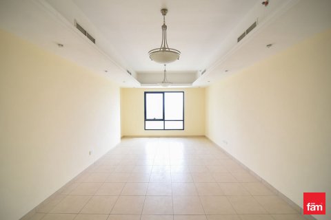 Appartement à Dubai, 2 chambres, 108.5 m², № 77757 - photo 1
