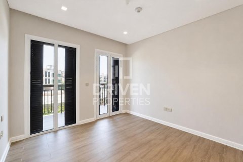 Снять в аренду таунхаус в Джумейре, Дубай: 3 спальни, 267.93м², № 128805 - фото 18