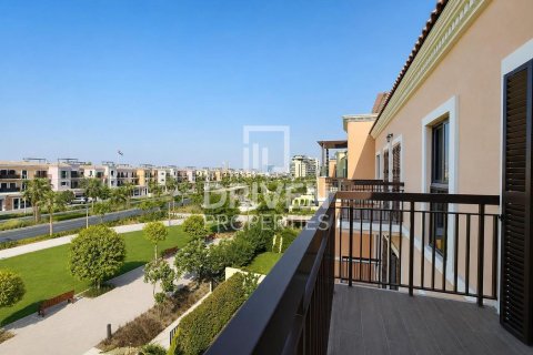 Снять в аренду таунхаус в Джумейре, Дубай: 3 спальни, 267.93м², № 128805 - фото 29