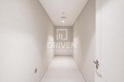 Снять в аренду таунхаус в Джумейре, Дубай: 3 спальни, 267.93м², № 128805 - фото 20