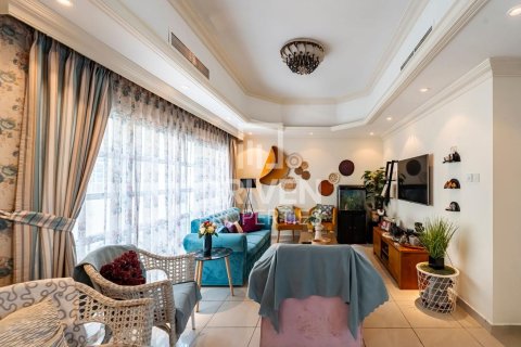 Villa à Mirdif, Dubai, 4 chambres, 1290 m², № 19452 - photo 3
