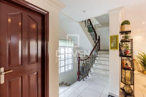Villa à Mirdif, Dubai, 4 chambres, 1290 m², № 19452 - photo 12