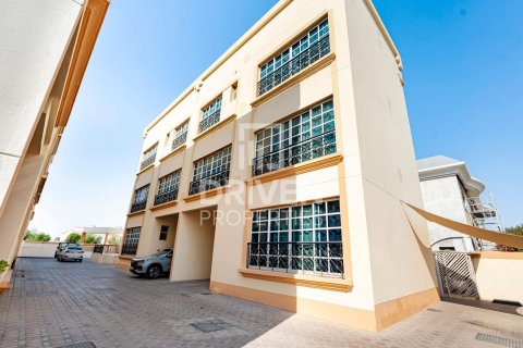 Villa à Mirdif, Dubai, 4 chambres, 1290 m², № 19452 - photo 14