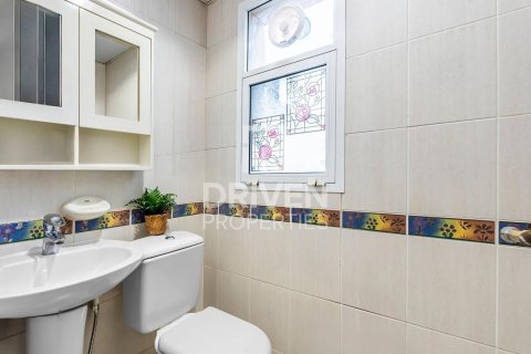 Villa à Mirdif, Dubai, 4 chambres, 1290 m², № 19452 - photo 7