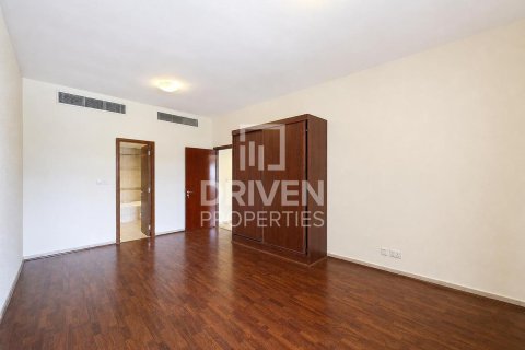 Apartment in Motor City, Dubai 2 bedrooms, 157.38 sq.m. № 138792 - photo 14