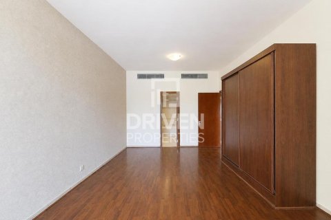 Apartment in Motor City, Dubai 2 bedrooms, 157.38 sq.m. № 138792 - photo 15