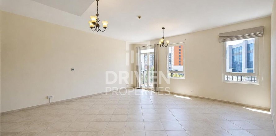 Apartment in Motor City, Dubai 2 bedrooms, 157.38 sq.m. № 138792