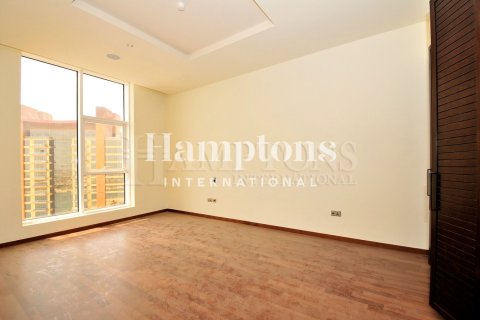 Apartment in FIVE Palm Jumeirah, Palm Jumeirah, Dubai 3 bedrooms, 228.07686500 sq.m. № 95993 - photo 2