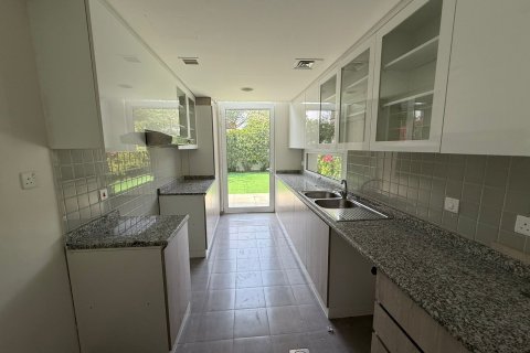 Снять в аренду таунхаус в Мудоне, Дубай: 3 спальни, 297.01089100м², № 95995 - фото 5