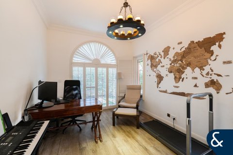 Villa en Arabian Ranches, Dubai, 5 dormitorios, 465 m², № 98436 - foto 15