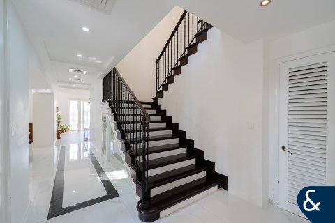 Villa en Arabian Ranches, Dubai, 5 dormitorios, 465 m², № 98436 - foto 17