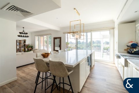 Villa en Arabian Ranches, Dubai, 5 dormitorios, 465 m², № 98436 - foto 8