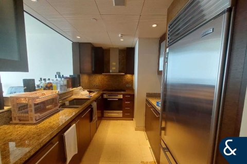 Apartment in Downtown Dubai (Downtown Burj Dubai), Dubai 2 bedrooms, 183 sq.m. № 98365 - photo 2