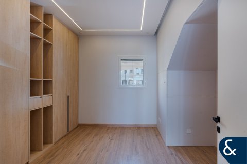 Villa à Springs 8, The Springs, Dubai, 3 chambres, 255 m², № 75444 - photo 8