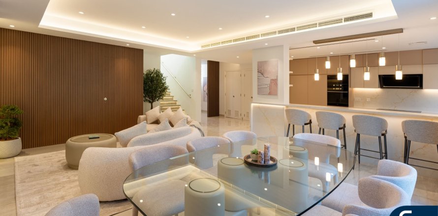 فيلا في Ghadeer, البحيرات, دبي 3 غرف نوم, 236 م² رقم 75449