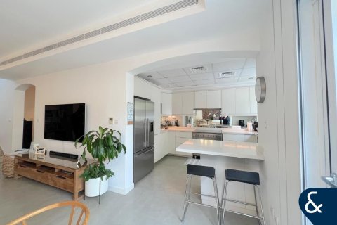 Купить виллу в Ghadeer, The Lakes, Дубай: 3 спальни, 236м², № 75449 - фото 9