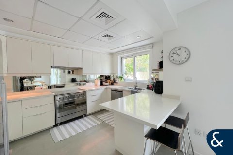 Купить виллу в Ghadeer, The Lakes, Дубай: 3 спальни, 236м², № 75449 - фото 10