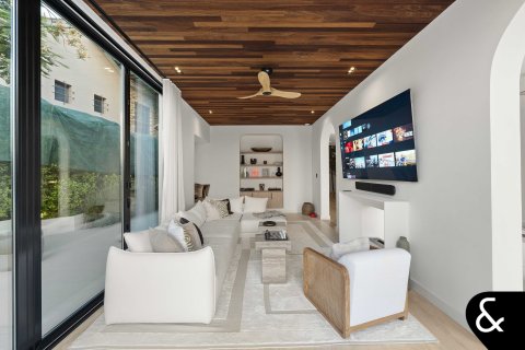 Villa in Jumeirah Golf Estates, Dubai 5 bedrooms, 613 sq.m. № 75452 - photo 8