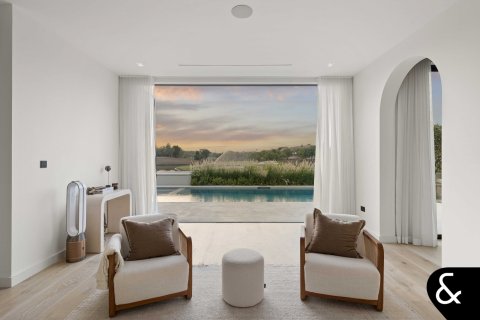 Villa in Jumeirah Golf Estates, Dubai 5 bedrooms, 613 sq.m. № 75452 - photo 7