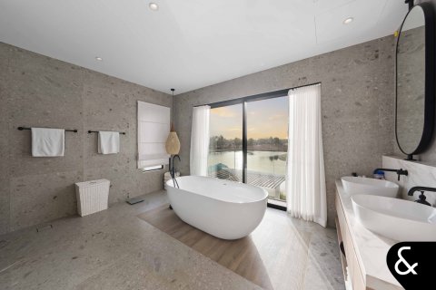 Villa in Jumeirah Golf Estates, Dubai 5 bedrooms, 613 sq.m. № 75452 - photo 15