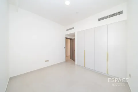 Townhouse in Arabian Ranches 3, Dubai 4 bedrooms, 384 sq.m. № 122984 - photo 8