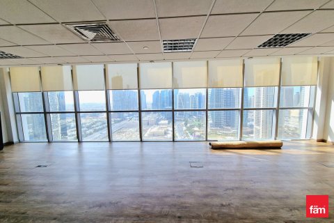 Bureau à Dubai, 111 m², № 115214