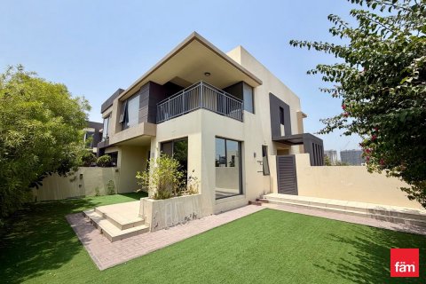Villa en Dubai Hills Estate, Dubai, 5 dormitorios, 333.2 m², № 115215