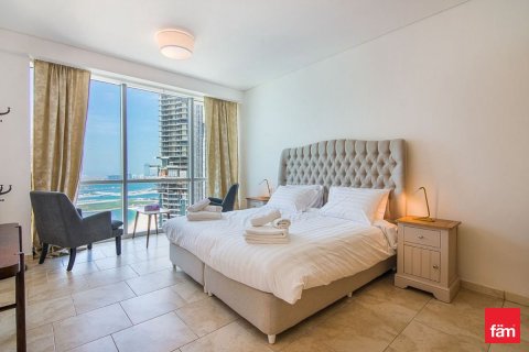 Квартира в Дубае, 3 спальни, 207.1м², № 115213