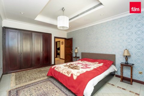 Villa en Palm Jumeirah, Dubai, 4 dormitorios, 622.4 m², № 115209 - foto 25