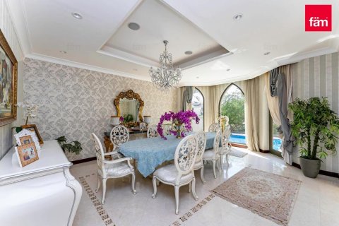 Villa en Palm Jumeirah, Dubai, 4 dormitorios, 622.4 m², № 115209 - foto 8