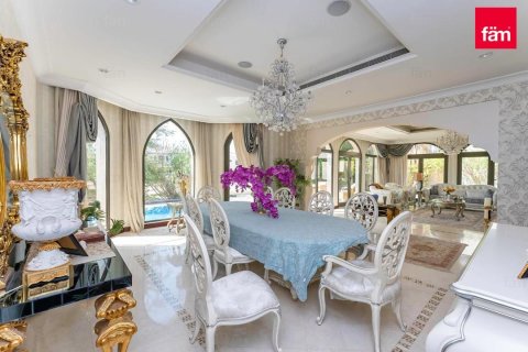 Villa en Palm Jumeirah, Dubai, 4 dormitorios, 622.4 m², № 115209 - foto 7