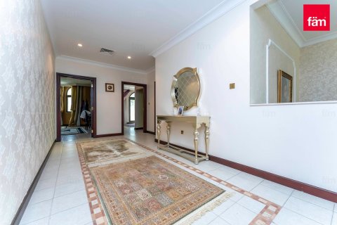 Villa en Palm Jumeirah, Dubai, 4 dormitorios, 622.4 m², № 115209 - foto 24
