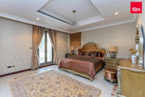 Villa en Palm Jumeirah, Dubai, 4 dormitorios, 622.4 m², № 115209 - foto 20