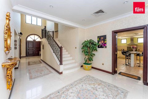 Villa en Palm Jumeirah, Dubai, 4 dormitorios, 622.4 m², № 115209 - foto 14