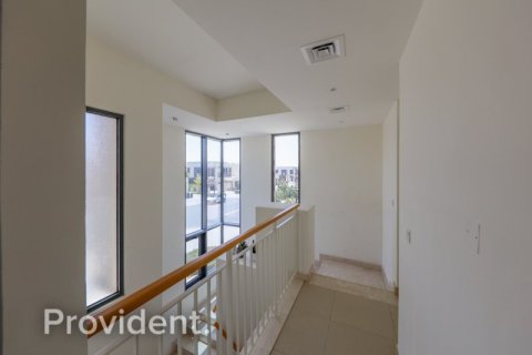 Villa en Dubai Hills Estate, Dubai, 4 dormitorios, № 1878 - foto 10