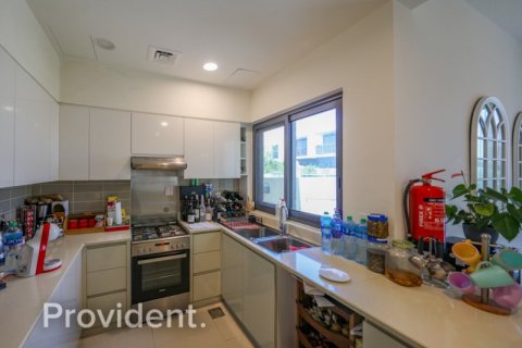 Villa en Dubai Hills Estate, Dubai, 4 dormitorios, № 1878 - foto 20