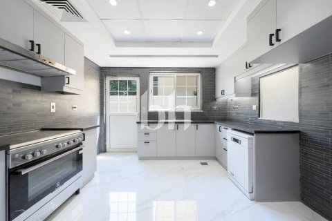 فيلا في Jumeirah Park, دبي 4 غرف نوم, 514 م² رقم 58716 - صورة 1