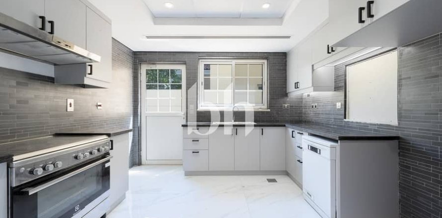 فيلا في Jumeirah Park, دبي 4 غرف نوم, 514 م² رقم 58716