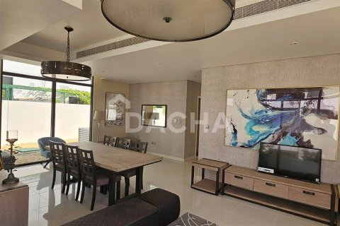 فيلا في دبي 6 غرف نوم , 540.1 م² رقم 6573 - صورة 2