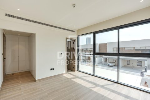 Villa à Dubai Land, Dubai, 3 chambres, 281.59 m², № 129868 - photo 8
