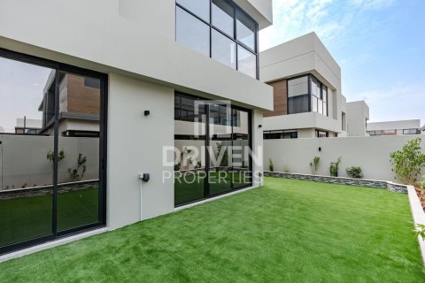 Villa à Dubai Land, Dubai, 3 chambres, 281.59 m², № 129868 - photo 3