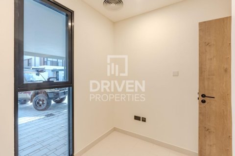Villa à Dubai Land, Dubai, 3 chambres, 281.59 m², № 129868 - photo 20