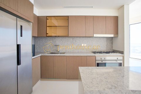 Apartment in EMAAR Beachfront, Dubai Harbour, Dubai 3 bedrooms, 187 sq.m. № 14708 - photo 3