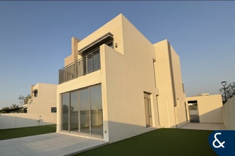 Villa en EMAAR South, Dubai South (Dubai World Central), Dubai, 4 dormitorios, 401 m², № 88468